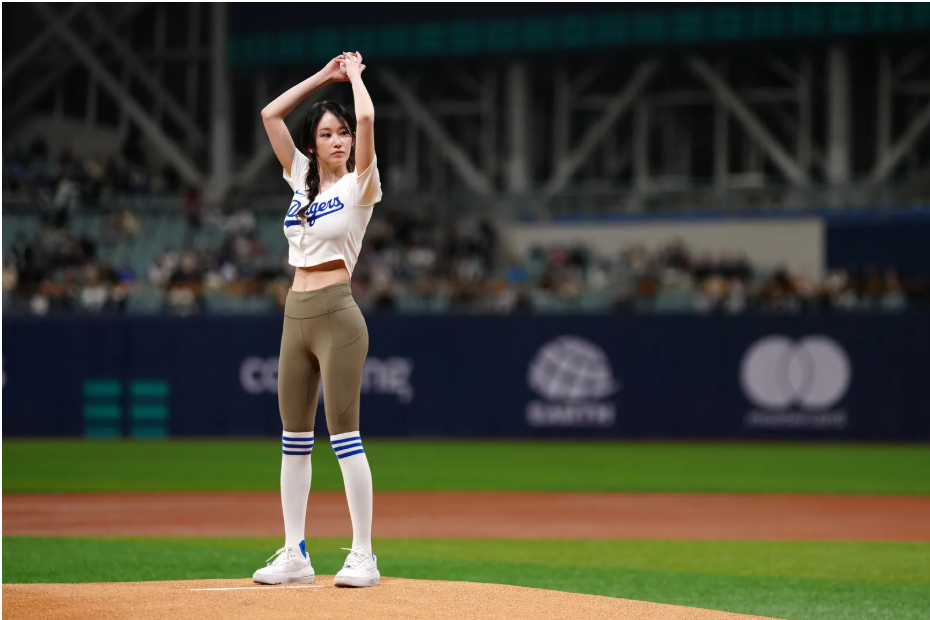 Jeon Jong-seo: A Multifaceted Soul Beneath a Cool Aesthetic